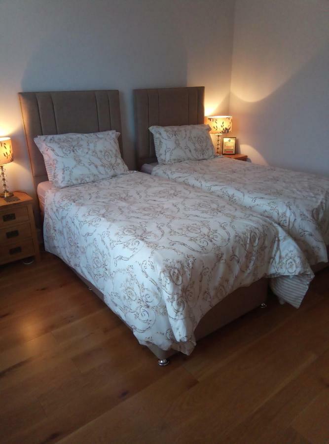 Bed and Breakfast Laurels Озуэстри Экстерьер фото