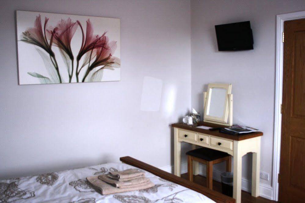 Bed and Breakfast Laurels Озуэстри Экстерьер фото